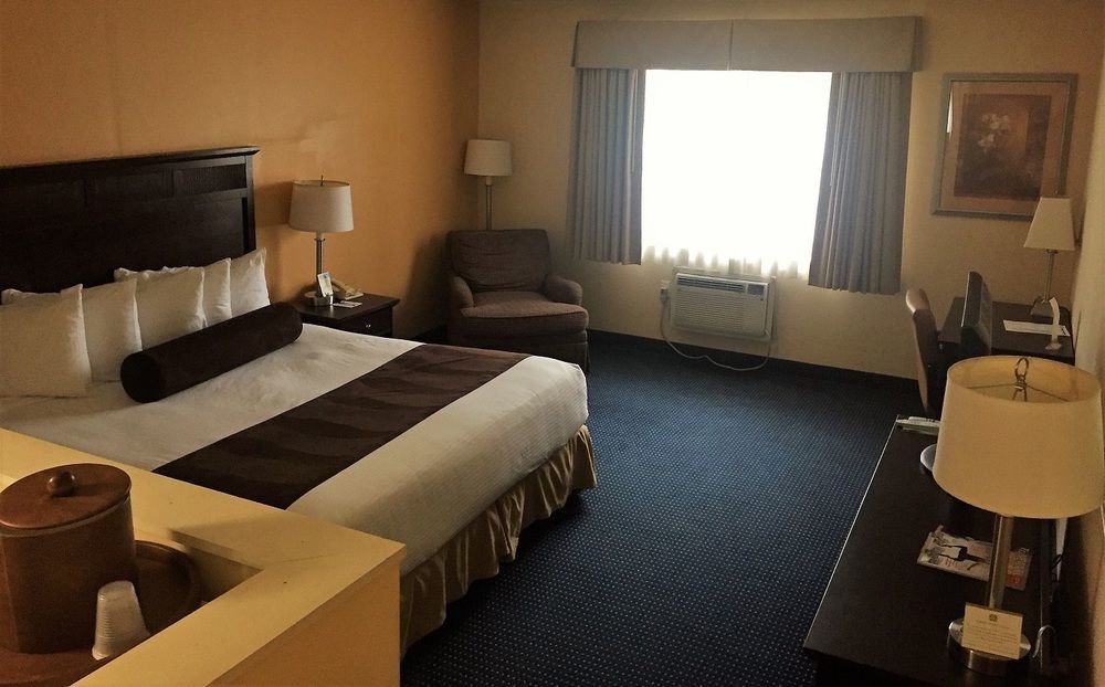 The Avenue Hotel Newark Bagian luar foto