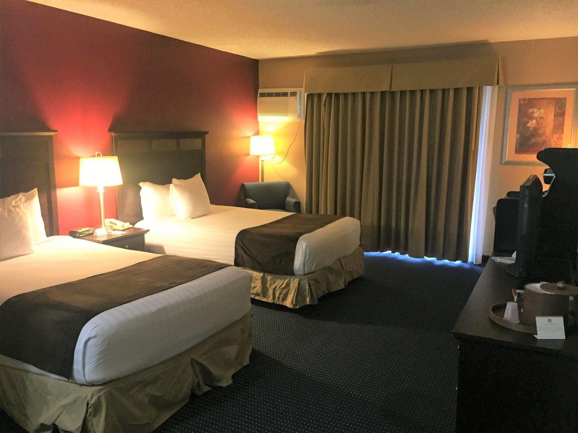 The Avenue Hotel Newark Bagian luar foto