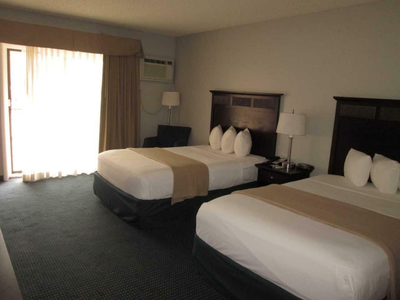 The Avenue Hotel Newark Bagian luar foto